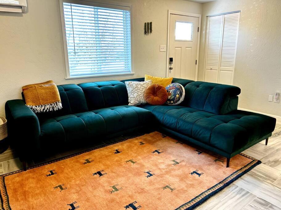 Fully Furnished, Serene Taos House Exteriör bild